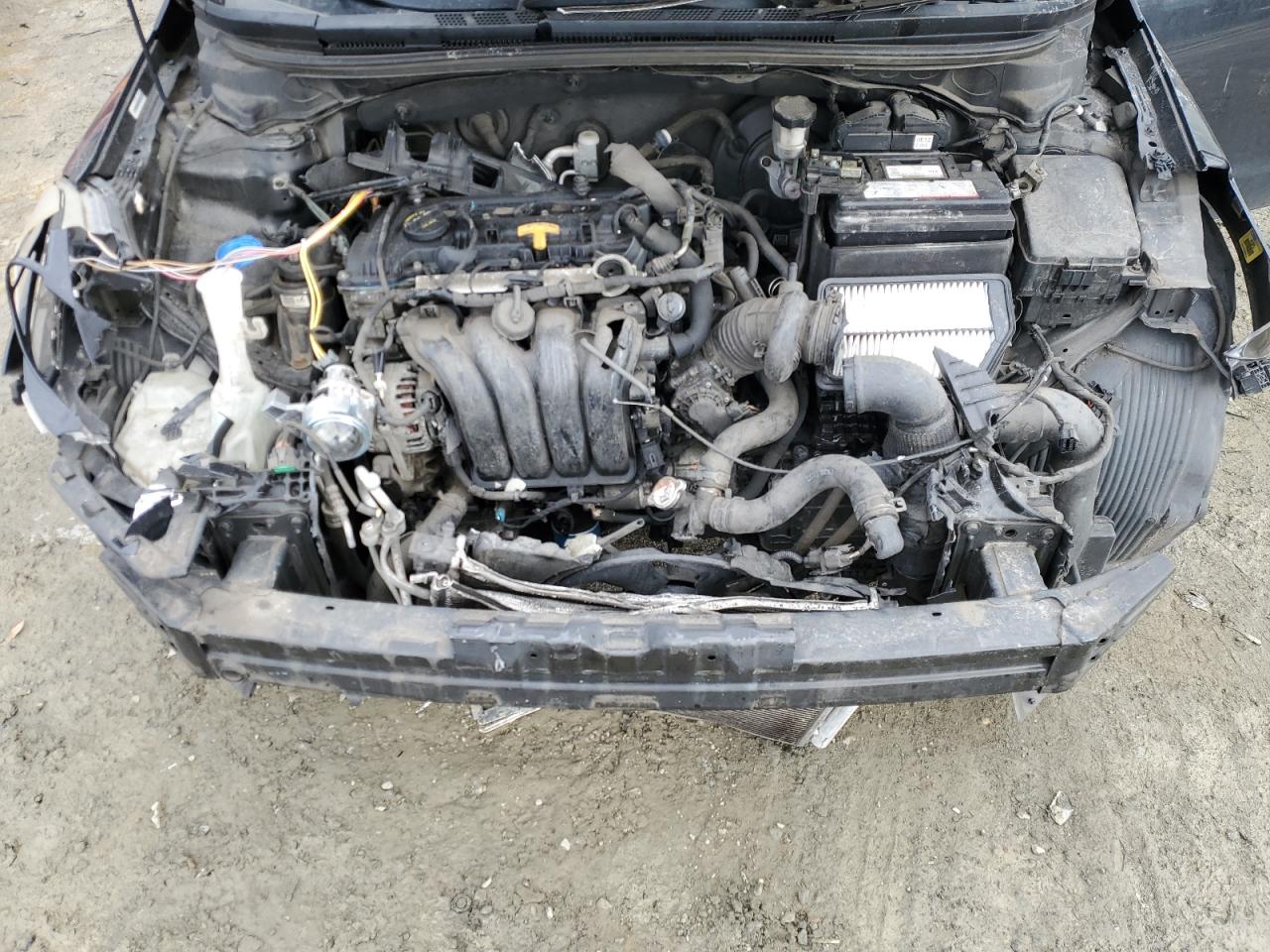 2014 Kia Forte - Image 11