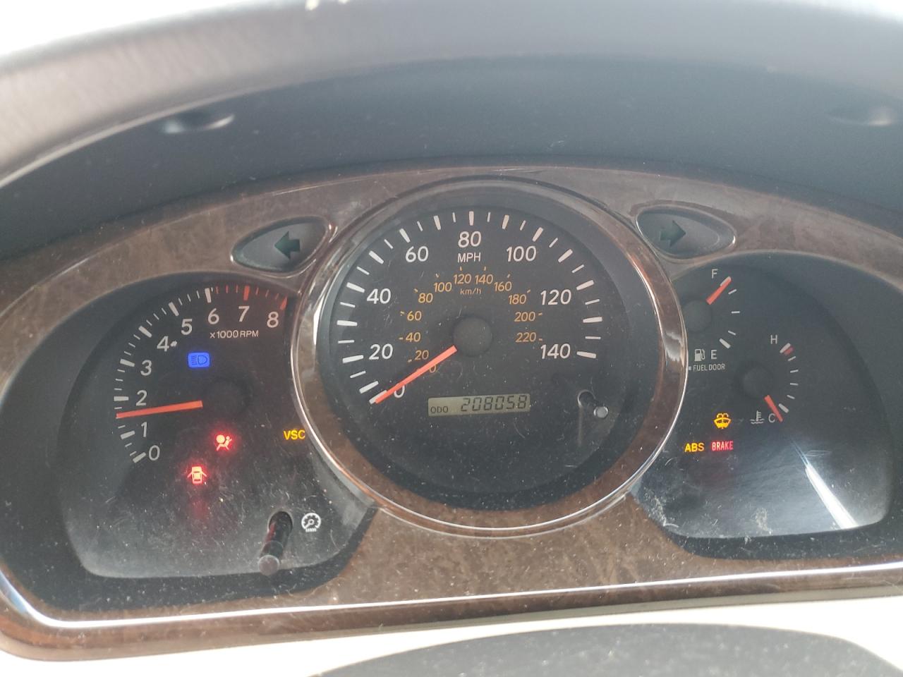 2002 Toyota Highlander - Image 9
