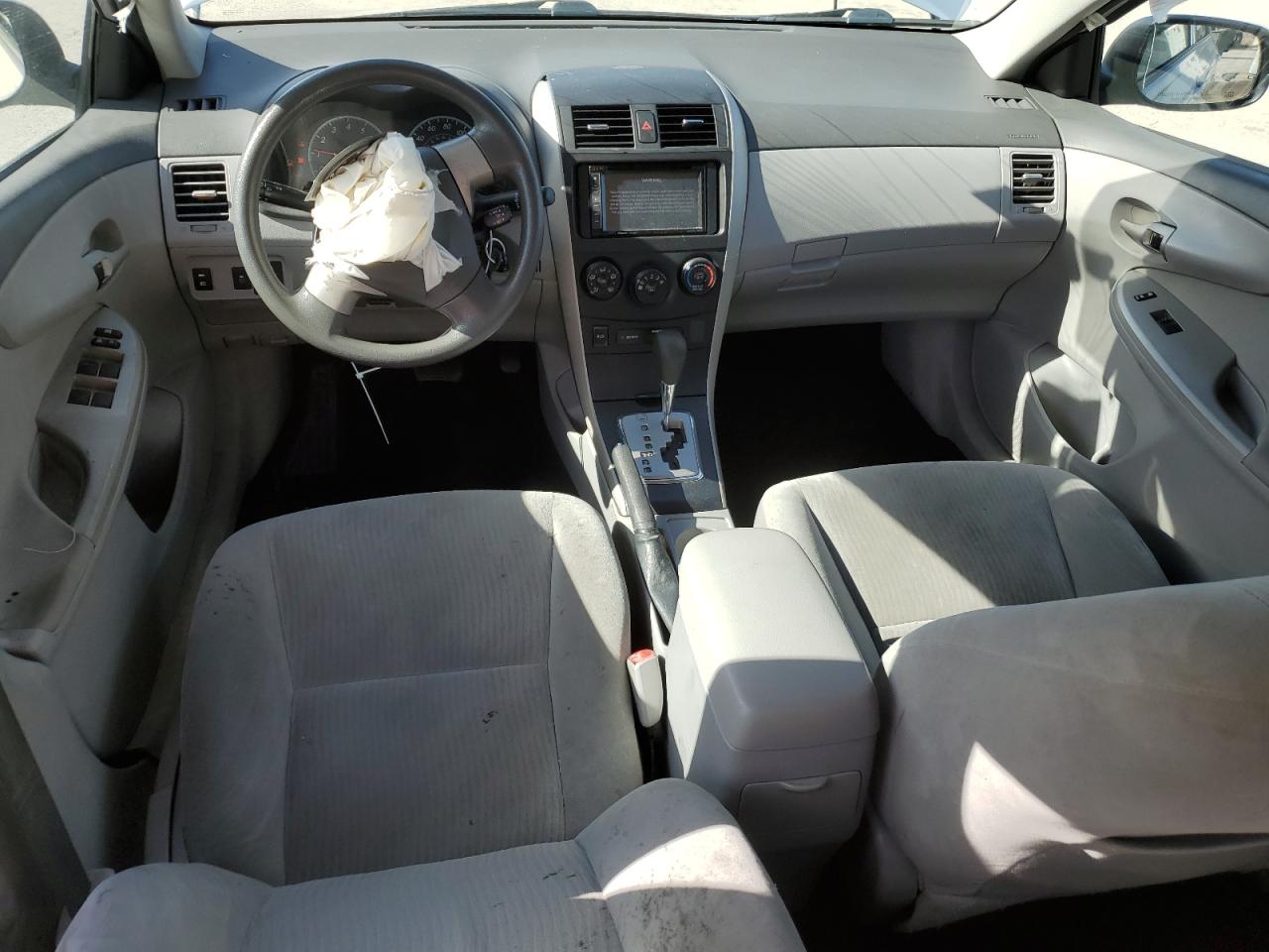 2010 Toyota Corolla - Image 8
