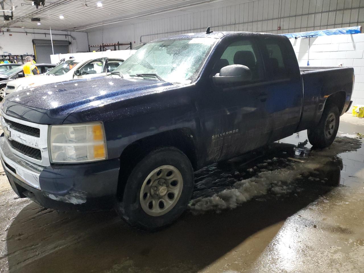 2009 Chevrolet Silverado - Image 1