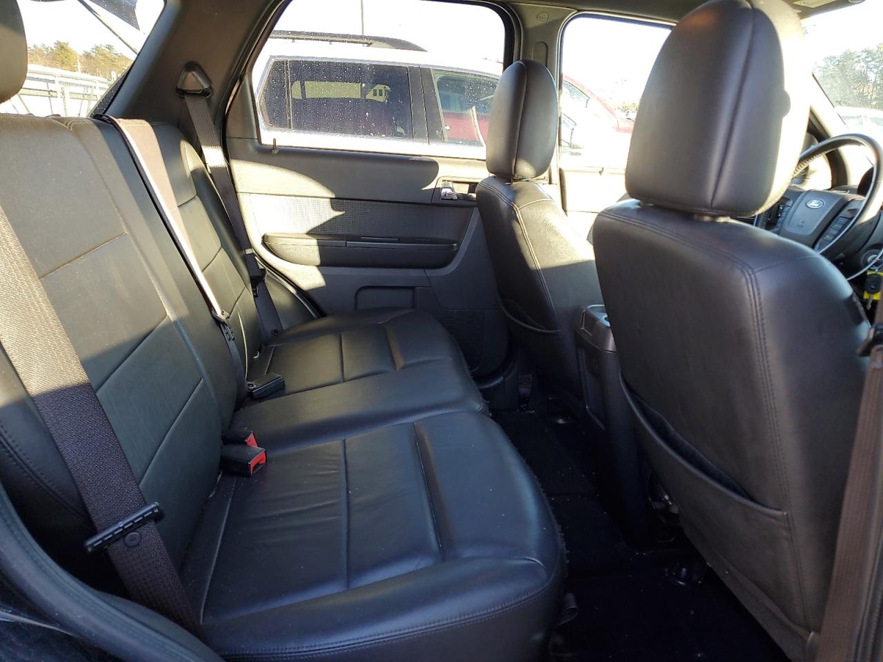 2012 Ford Escape - Image 11