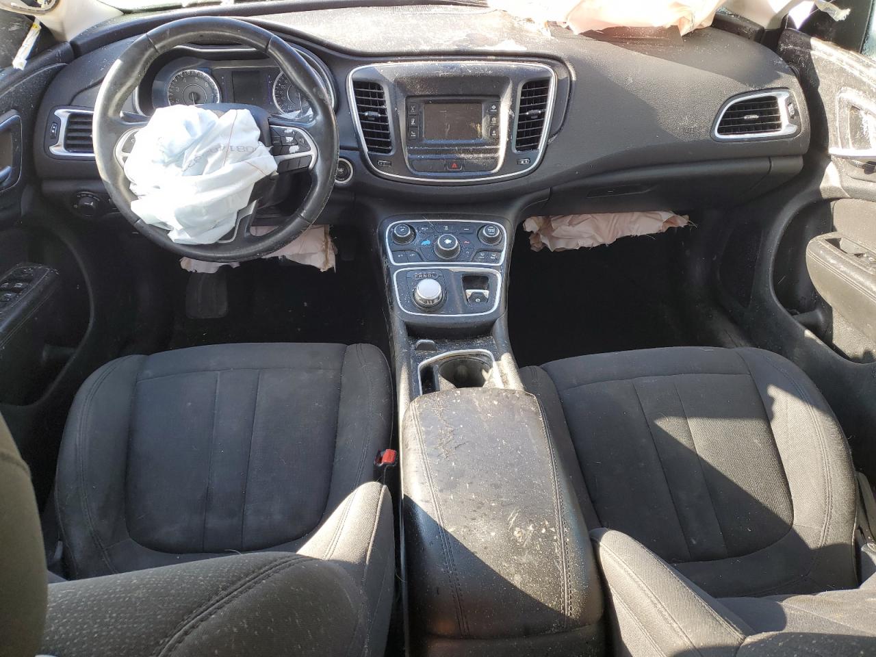 2015 Chrysler 200 - Image 8