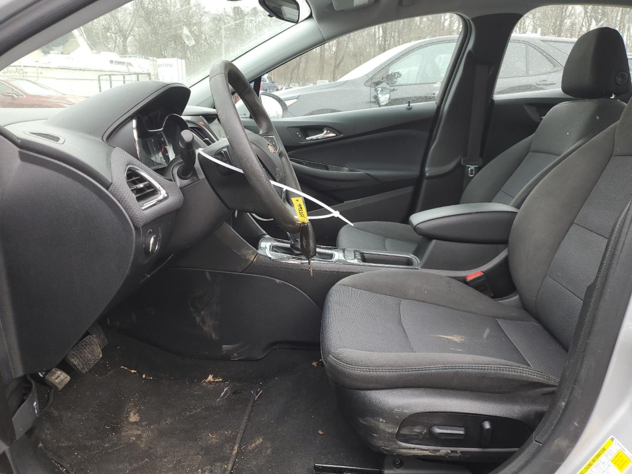 2019 Chevrolet Cruze - Image 7