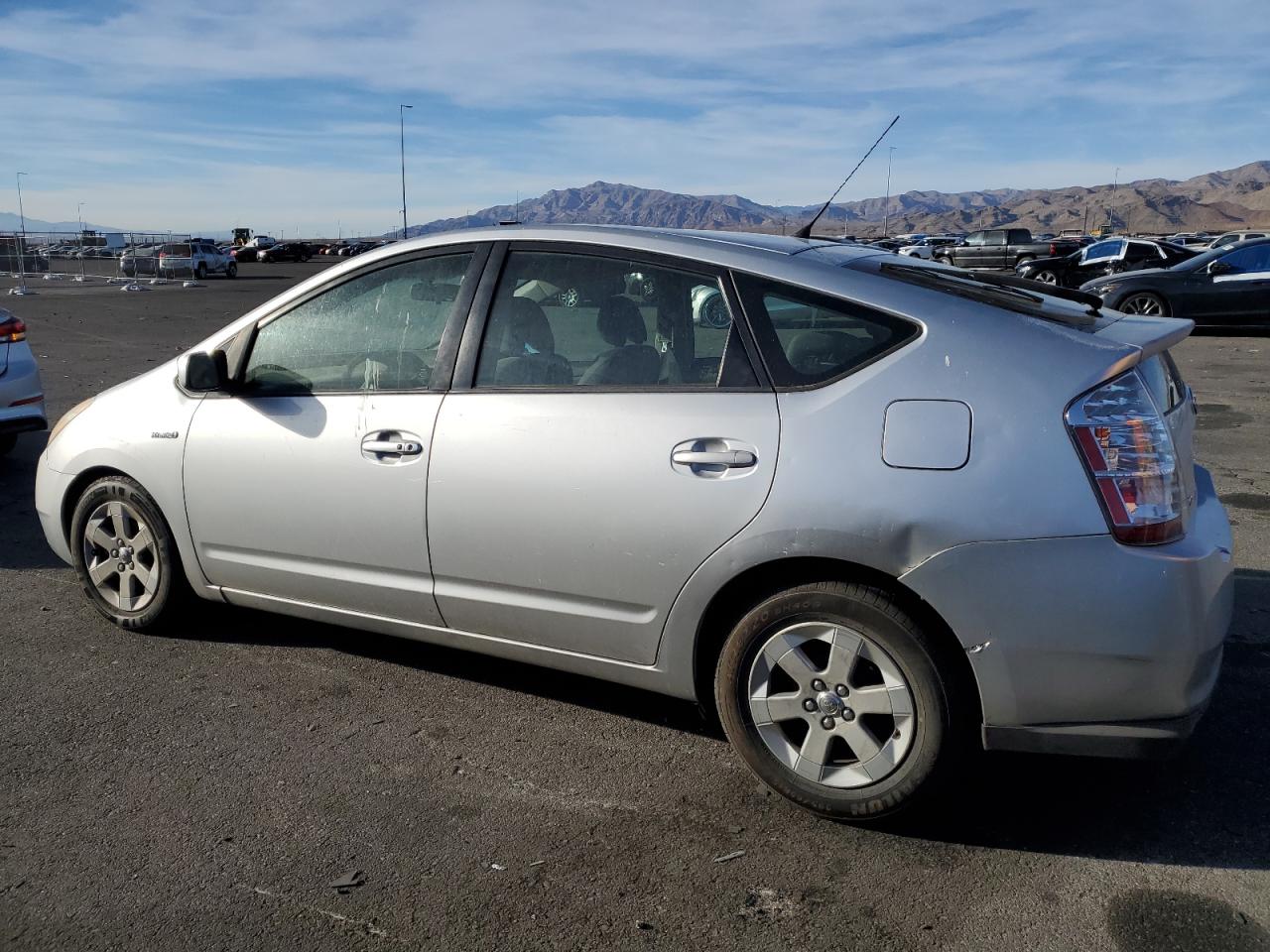 2008 Toyota Prius - Image 2