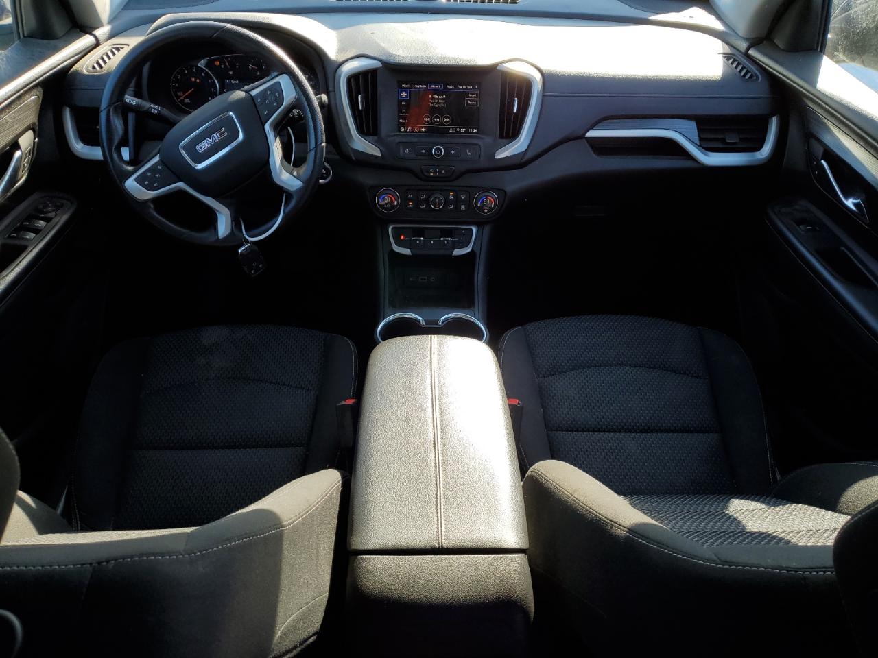 2022 GMC Terrain - Image 8