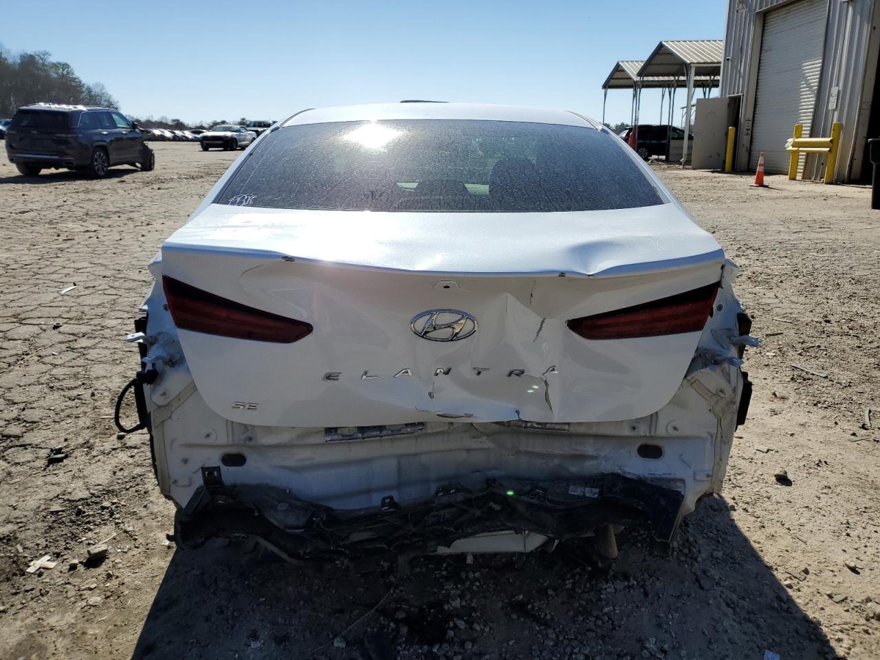 2019 Hyundai Elantra - Image 6