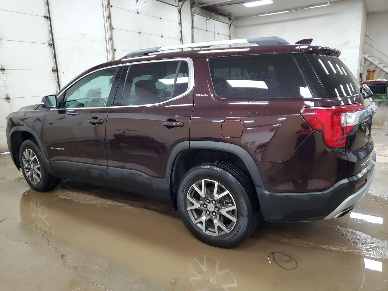 2020 GMC Acadia - Image 2