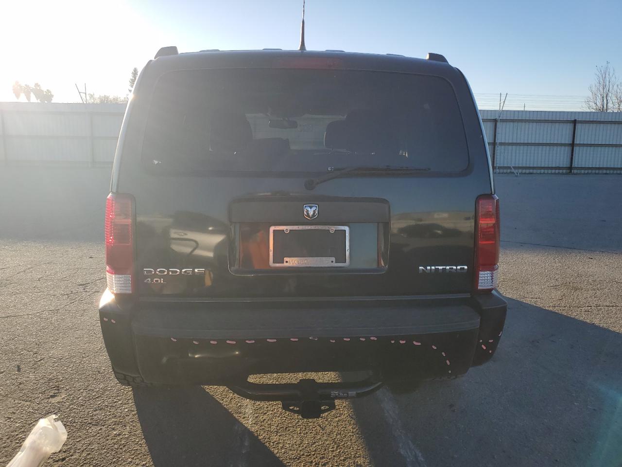 2011 Dodge Nitro - Image 6