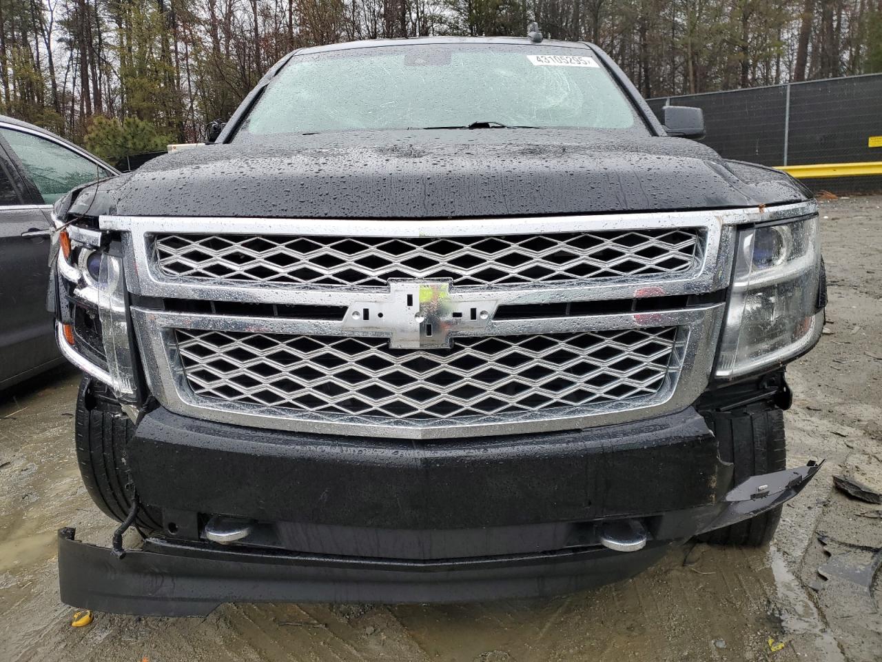 2017 Chevrolet Tahoe - Image 5
