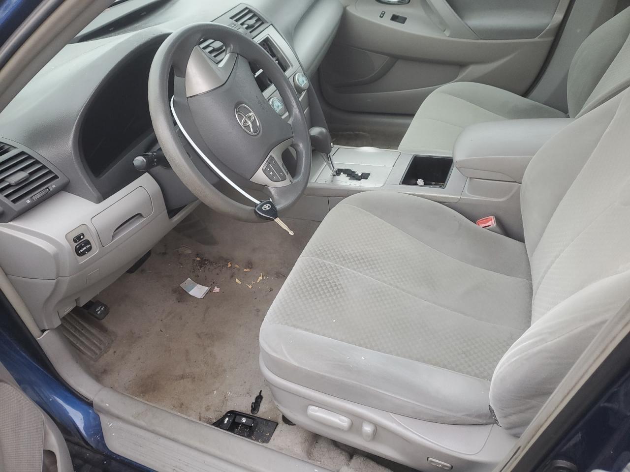 2009 Toyota Camry - Image 7