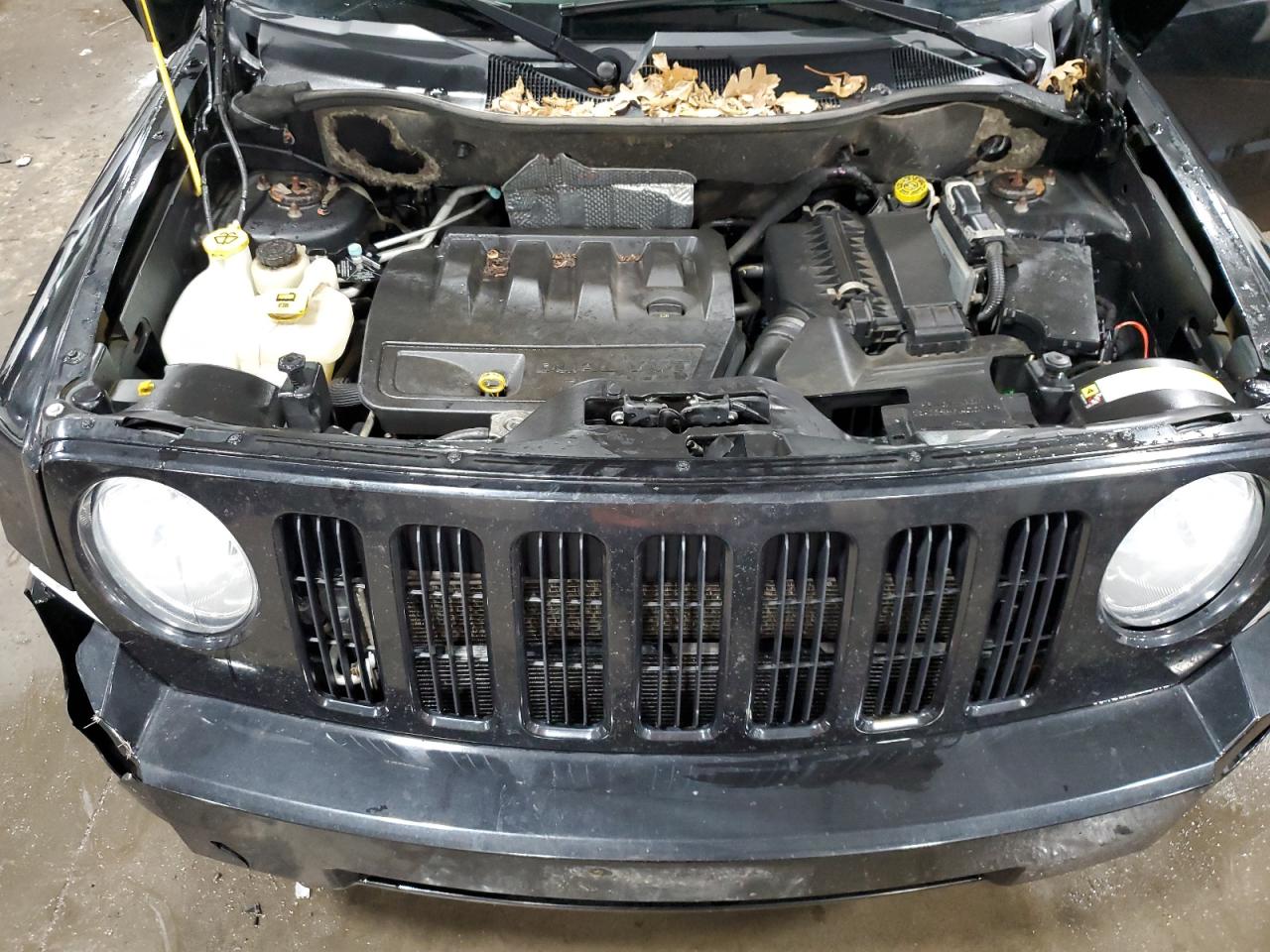 2010 Jeep Liberty (Patriot) - Image 12