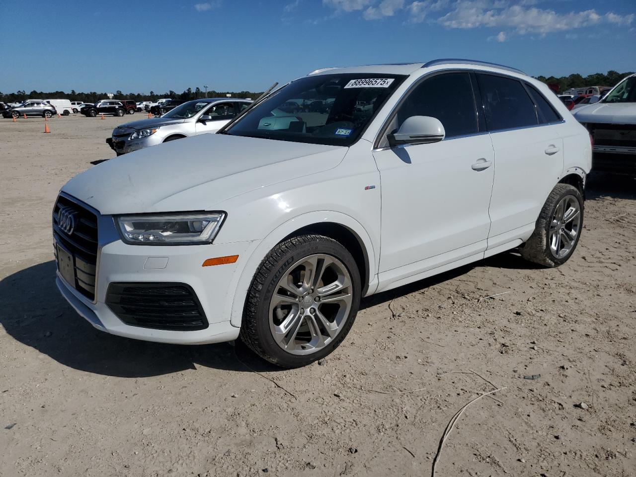 2016 Audi Q3 - Image 1