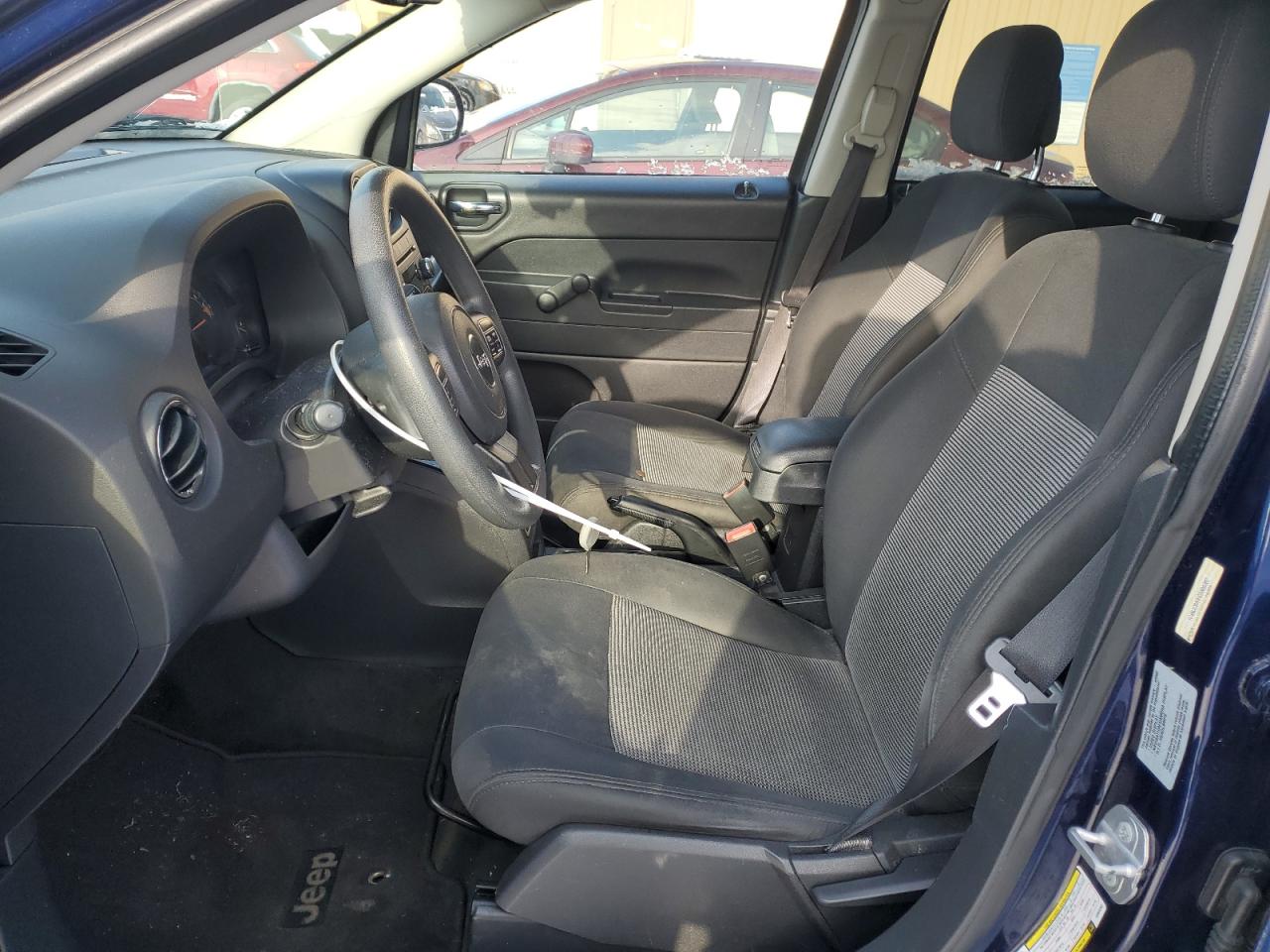 2016 Jeep Compass Sport VIN: 1C4NJCBAXGD800382 Lot: 41438305