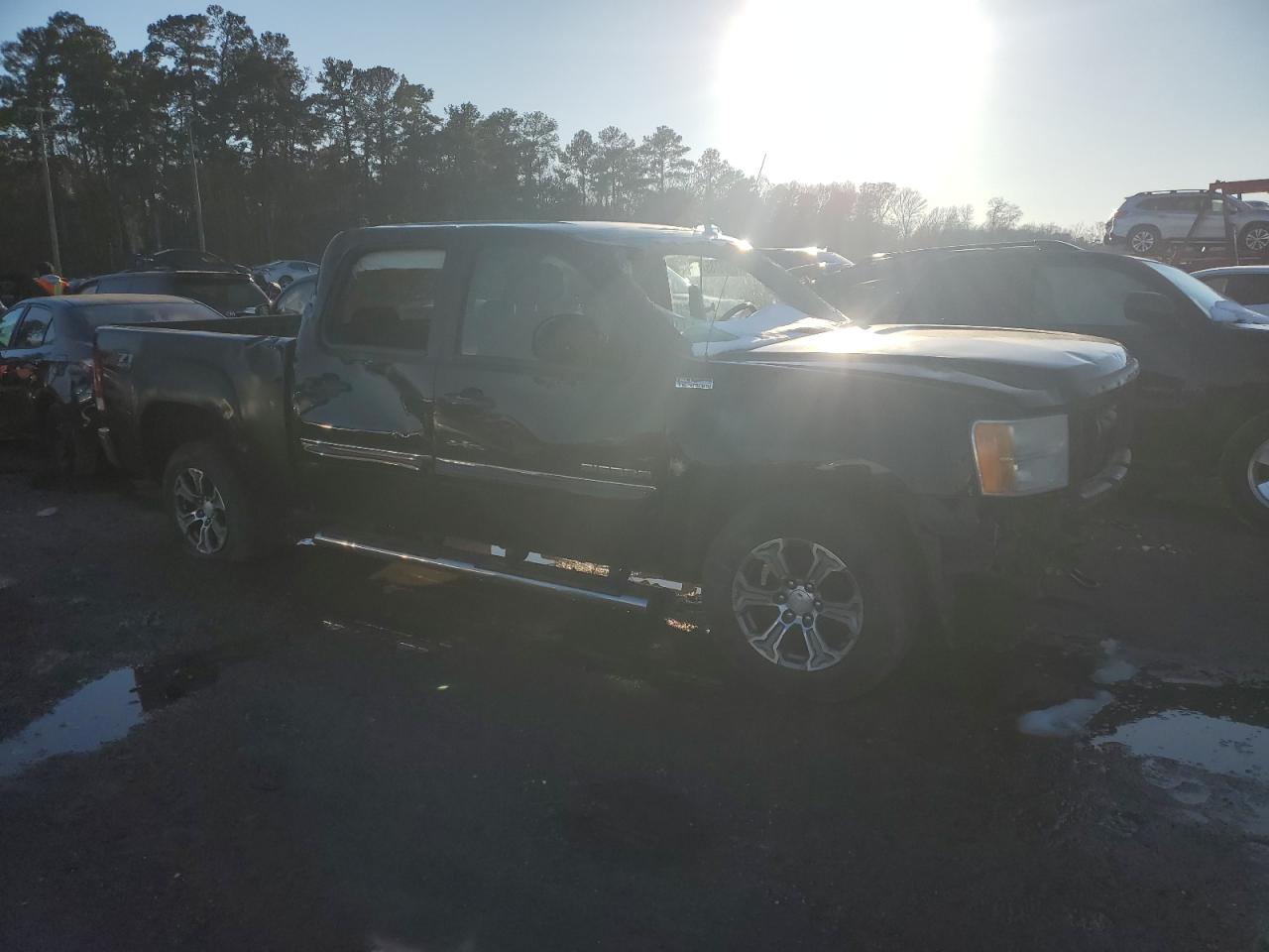 2010 GMC Sierra - Image 4