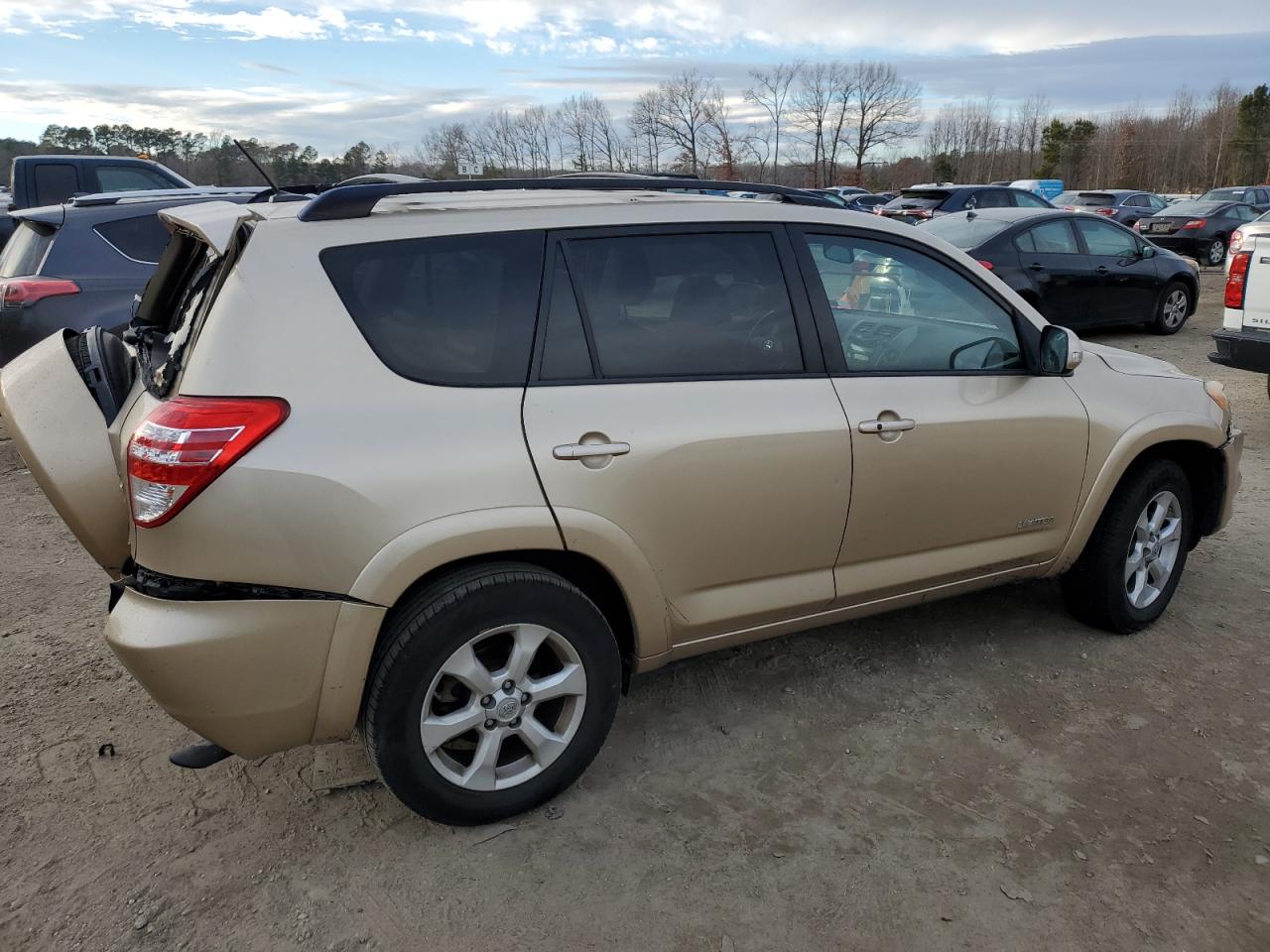 2009 Toyota RAV 4 - Image 3