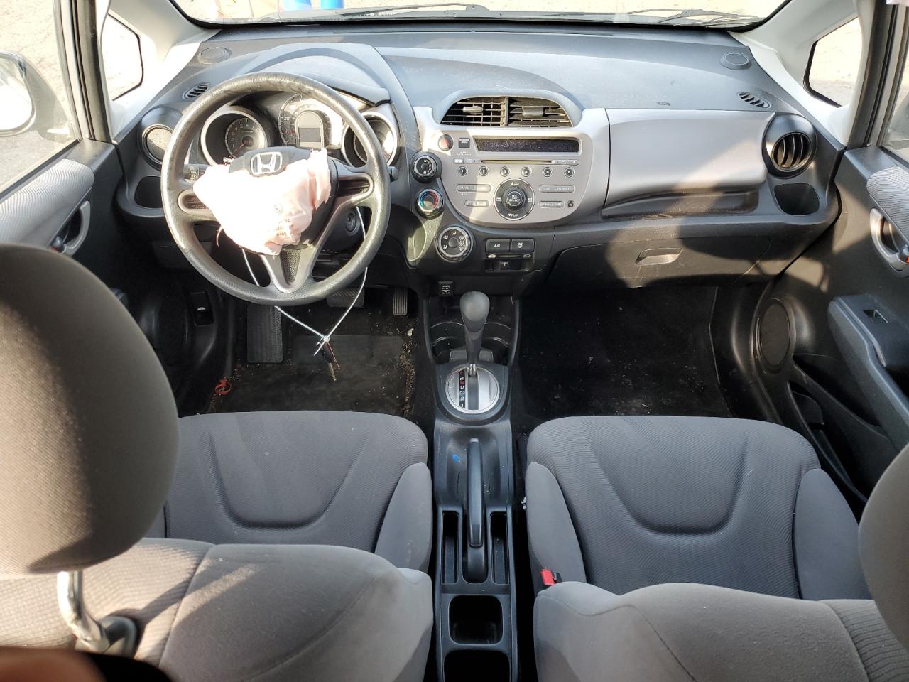 2010 Honda Fit - Image 8