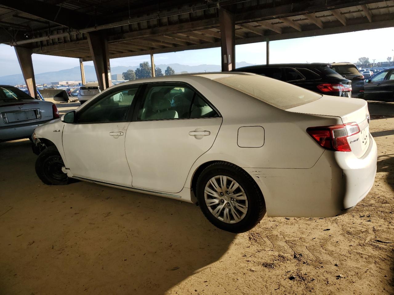2014 Toyota Camry - Image 2