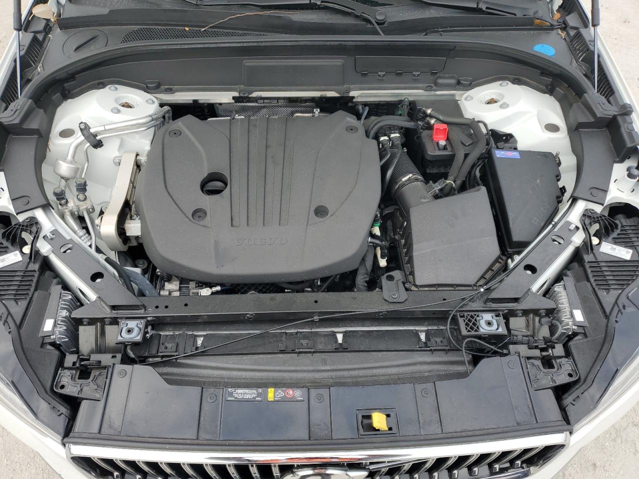 2022 Volvo XC60 - Image 12