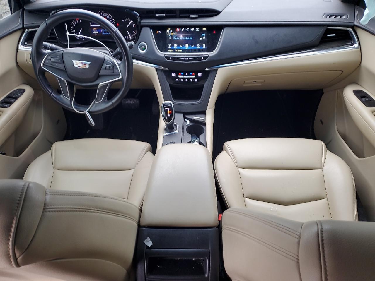 2019 Cadillac XT5 - Image 8