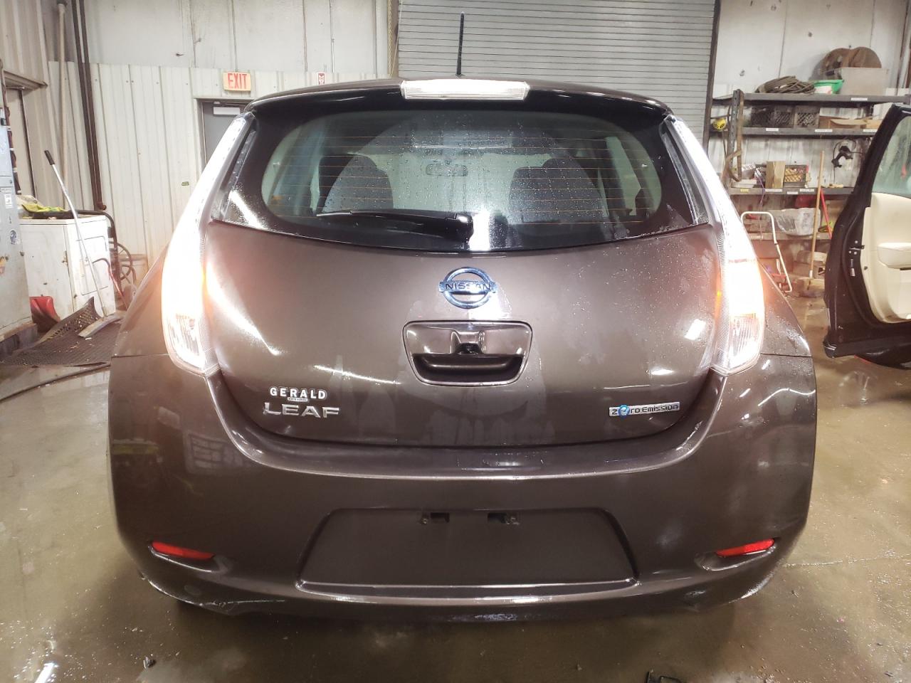 2016 Nissan Leaf - Image 6
