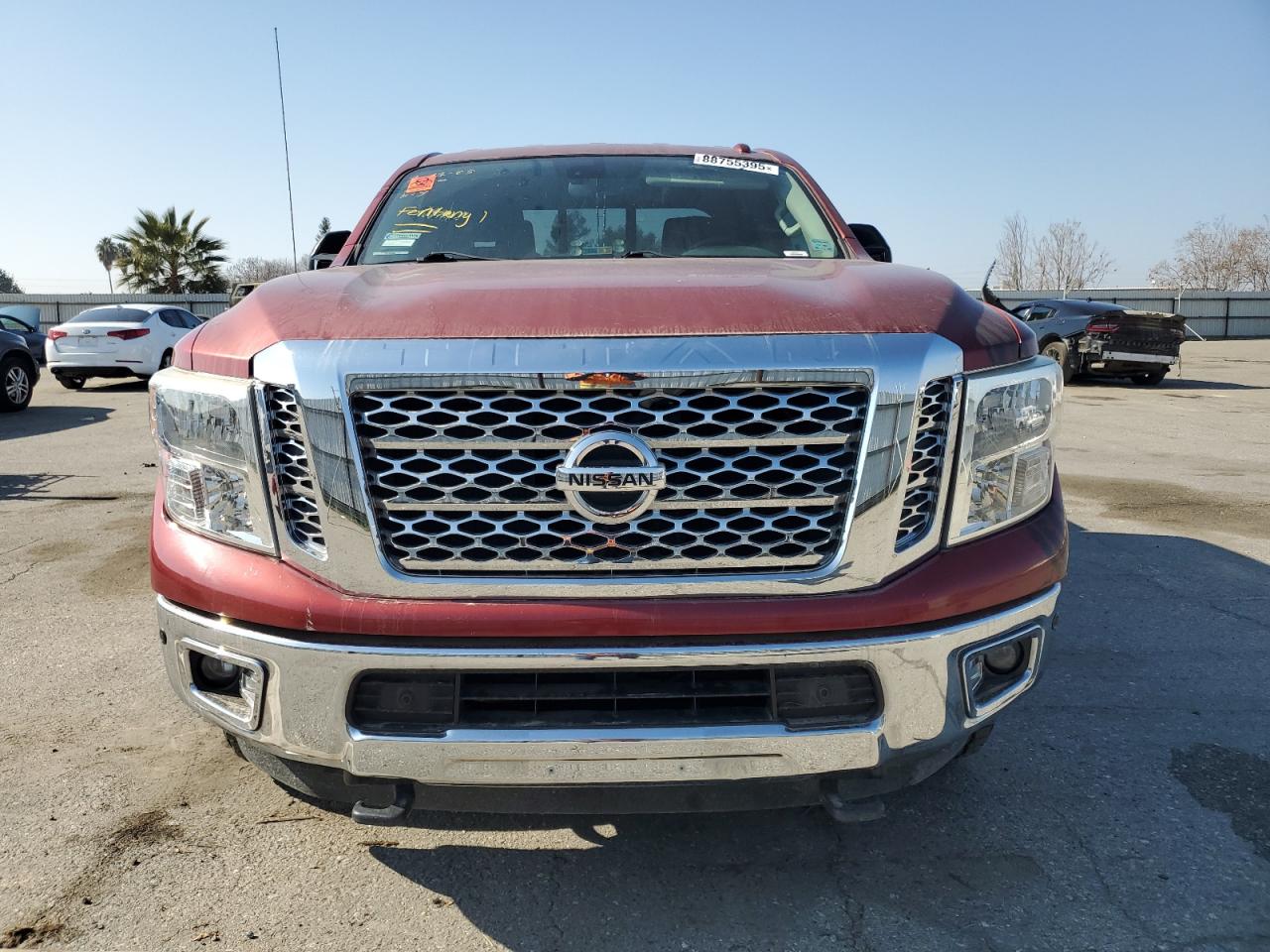 2017 Nissan Titan - Image 5