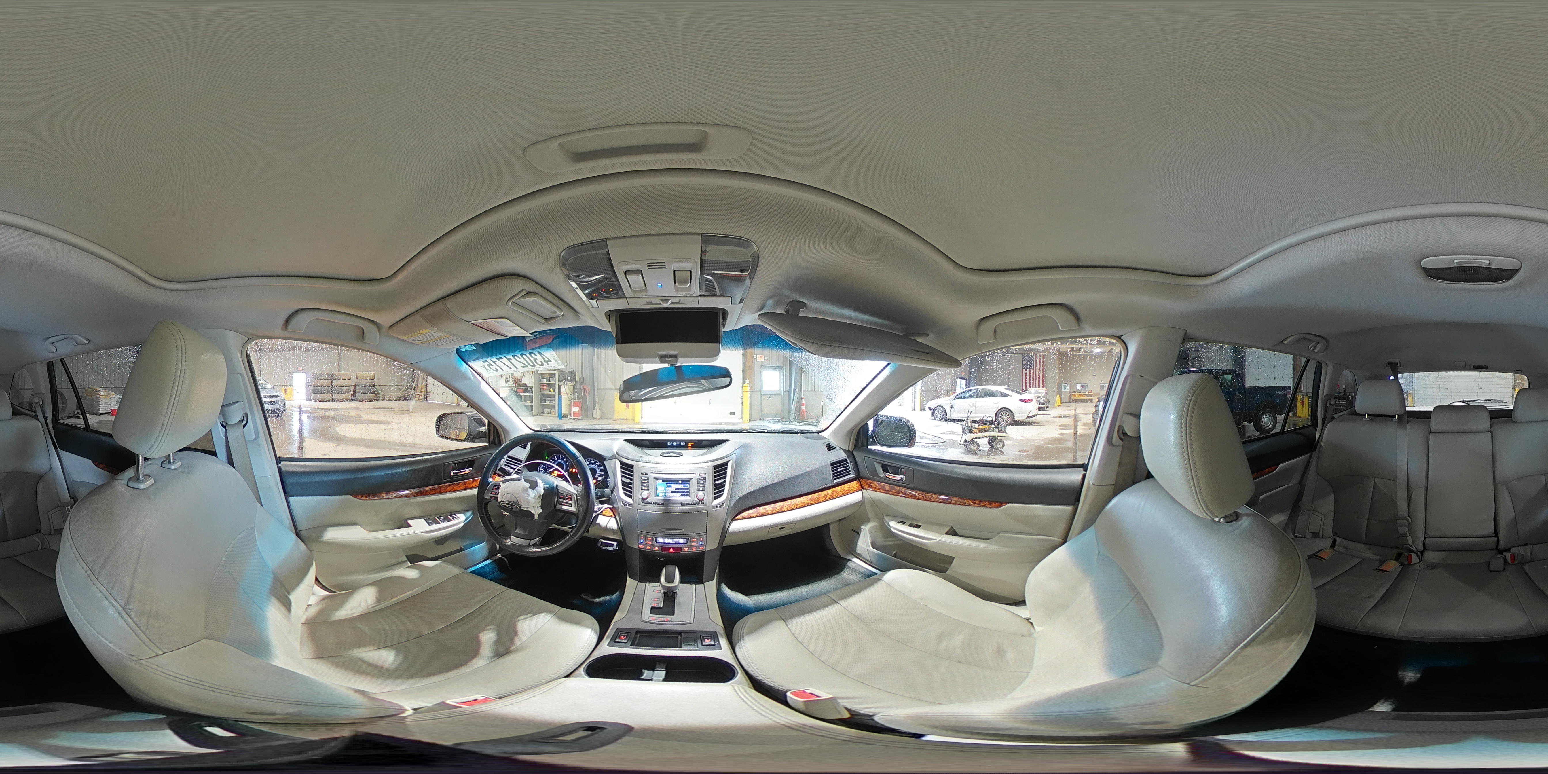 2012 Subaru Outback - Image 14