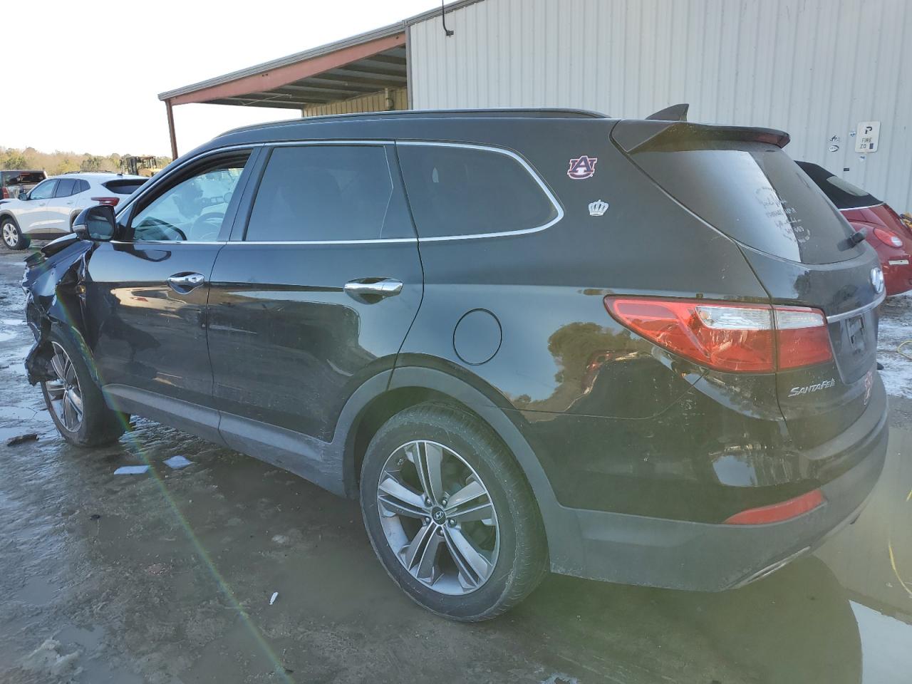 2013 Hyundai Santa Fe - Image 2