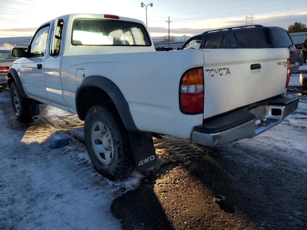 2002 Toyota Tacoma - Image 2