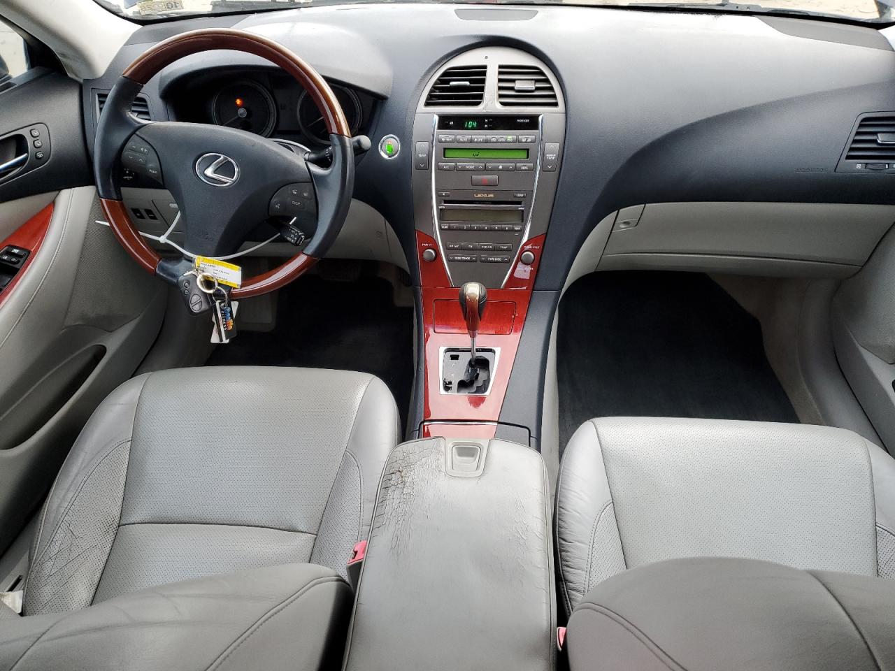 2009 Lexus ES - Image 8