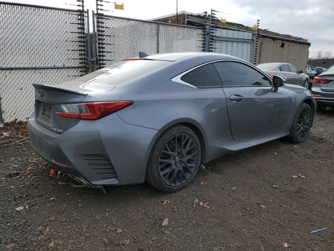 2016 Lexus RC - Image 3