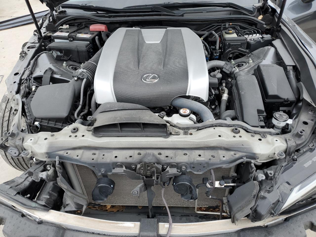 2023 Lexus IS - Image 11