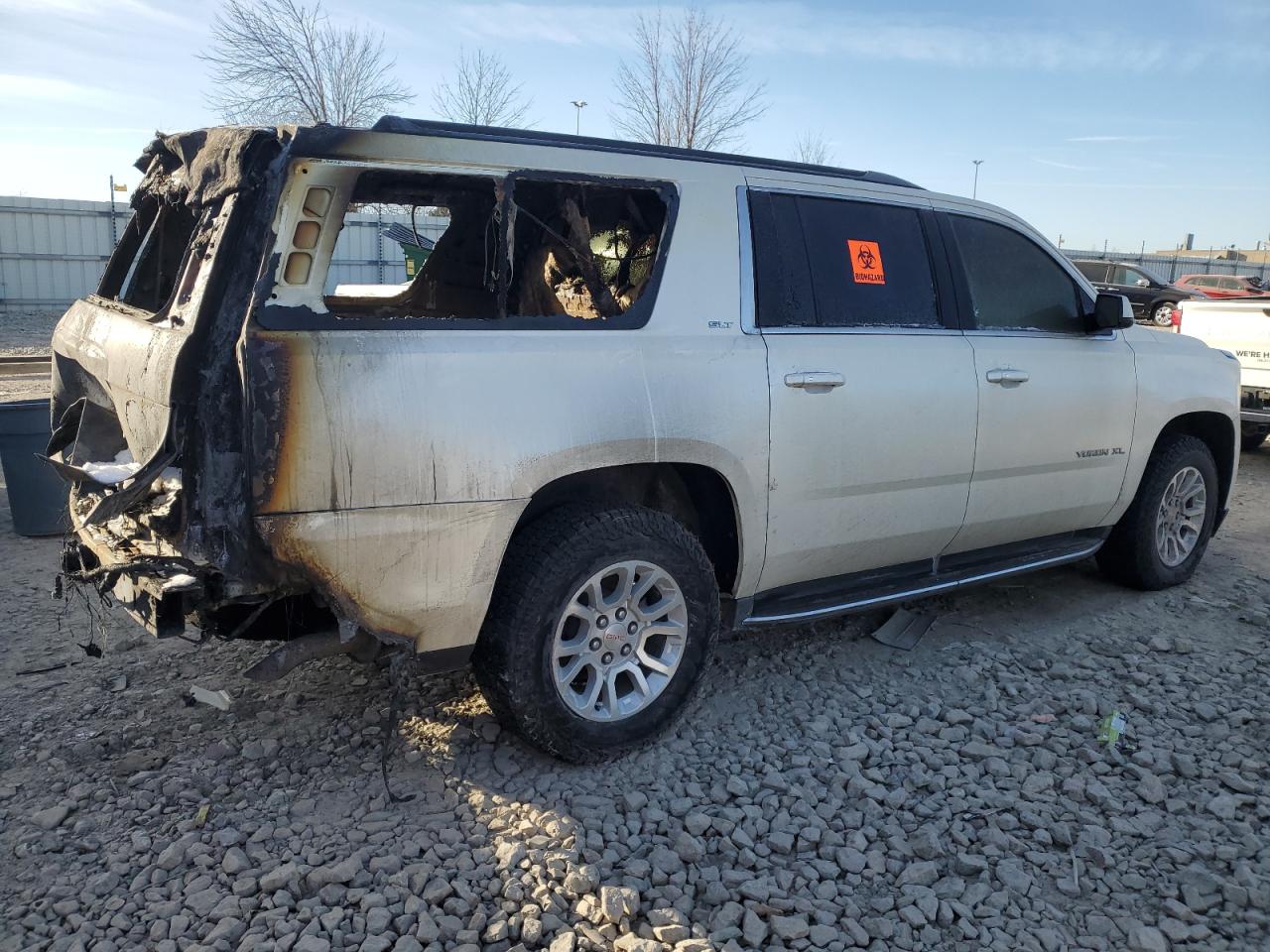 2015 GMC Yukon - Image 3