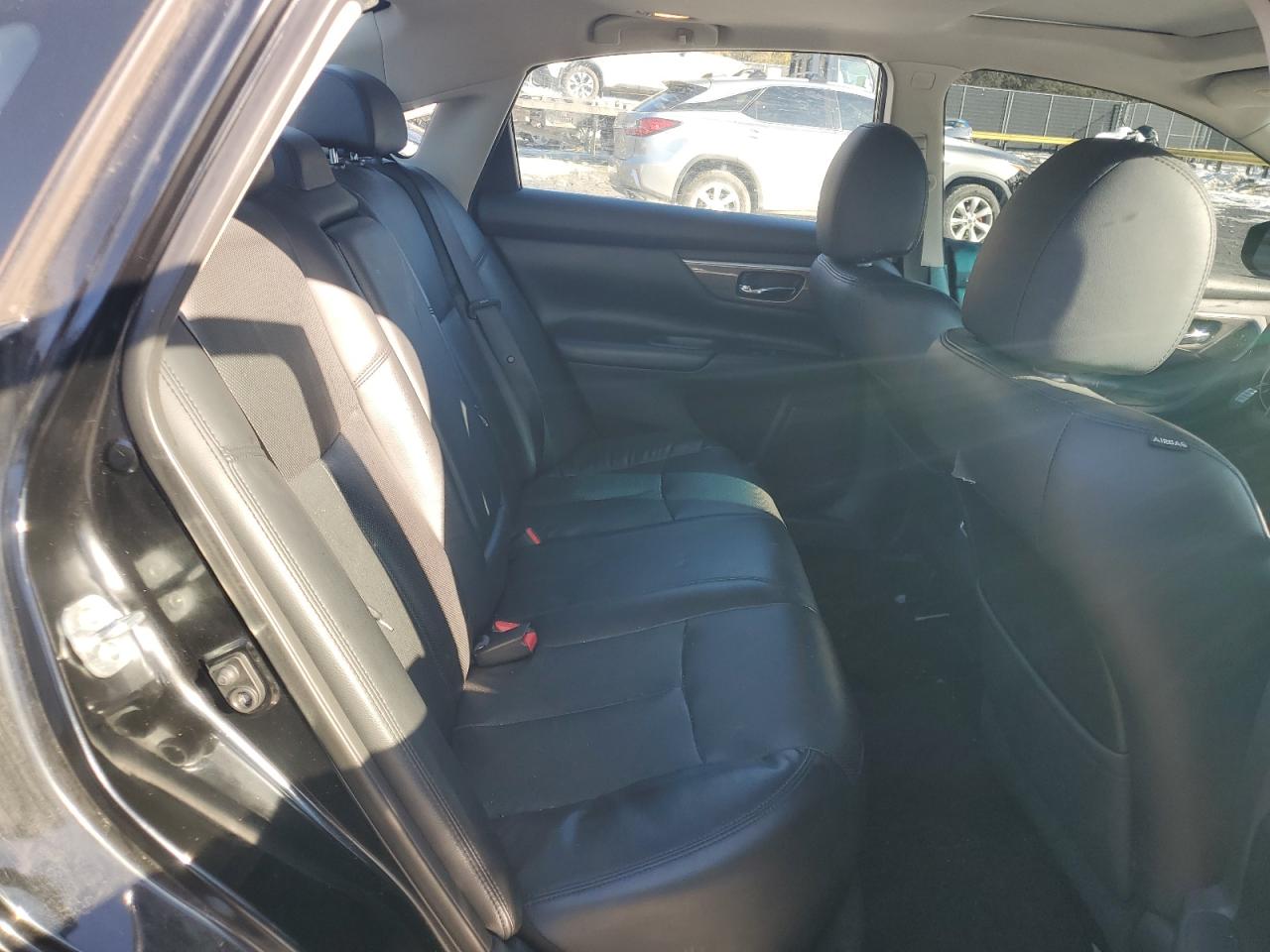 2015 Nissan Altima 2.5 VIN: 1N4AL3AP7FN910710 Lot: 57035995
