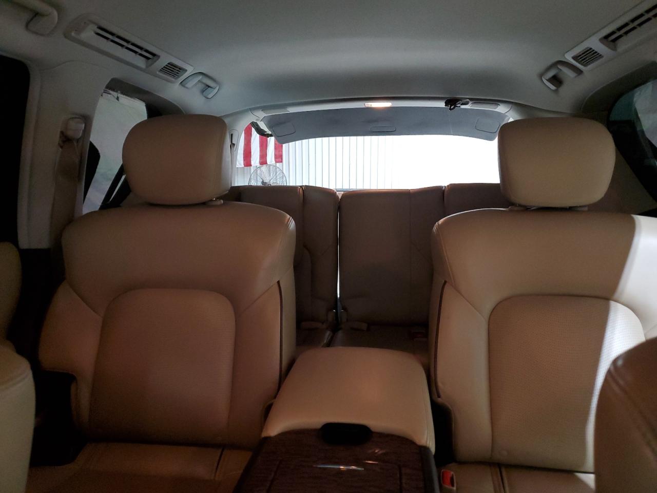 2017 Nissan Armada - Image 10