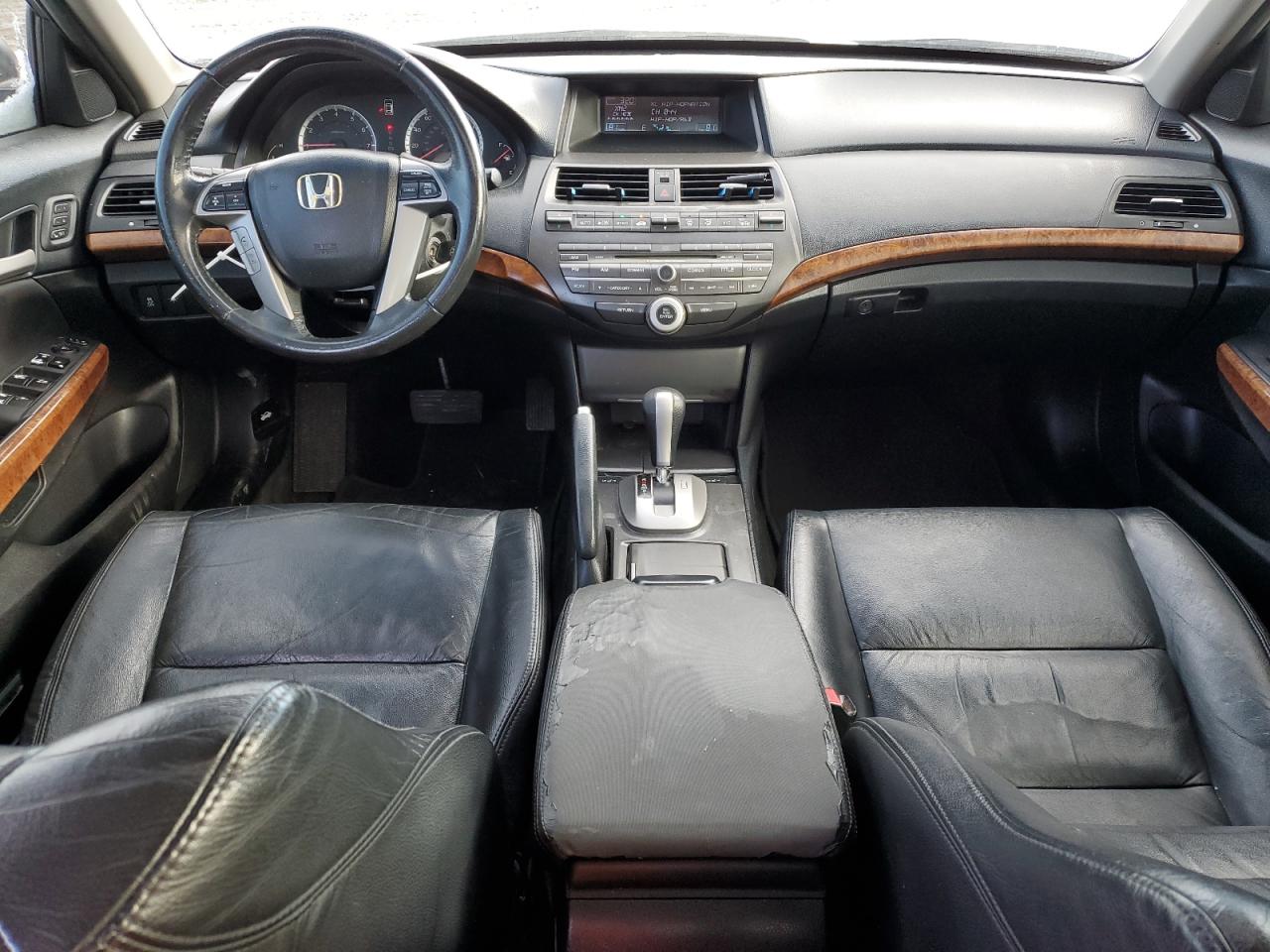 2012 Honda Accord - Image 8