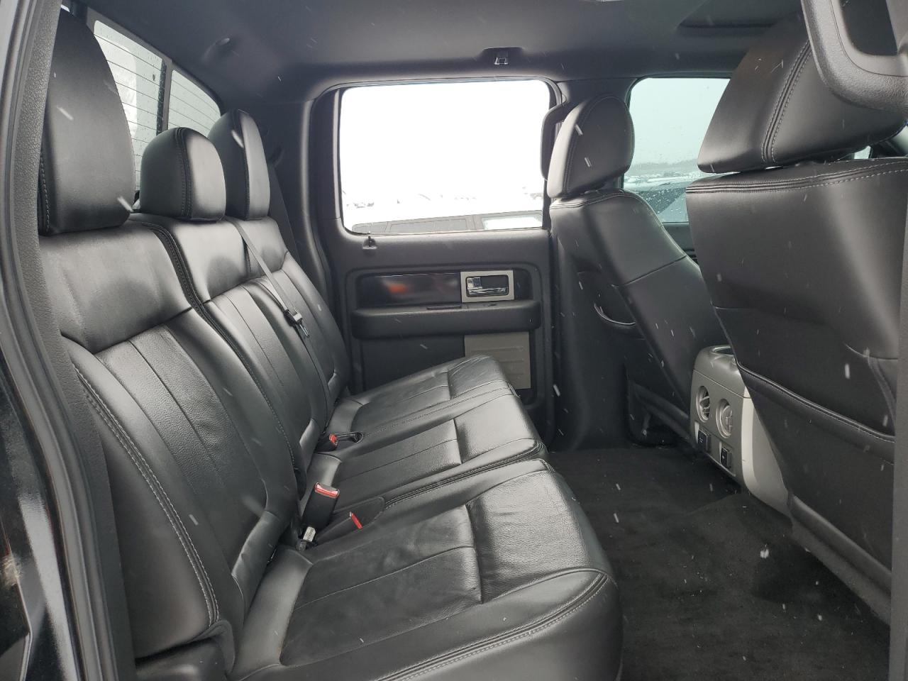 2011 Ford F-150 - Image 11
