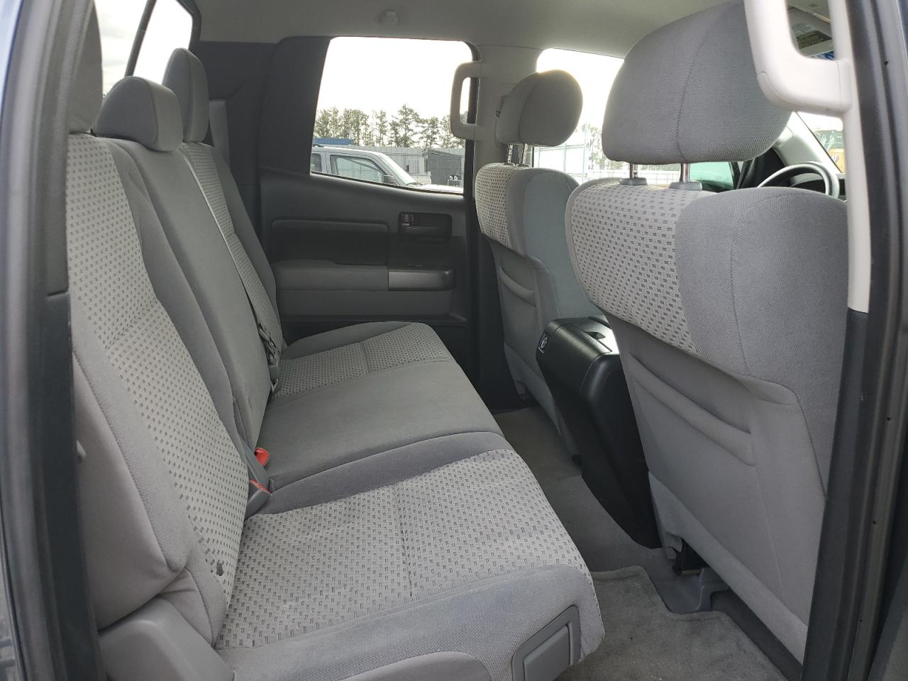 2010 Toyota Tundra - Image 10