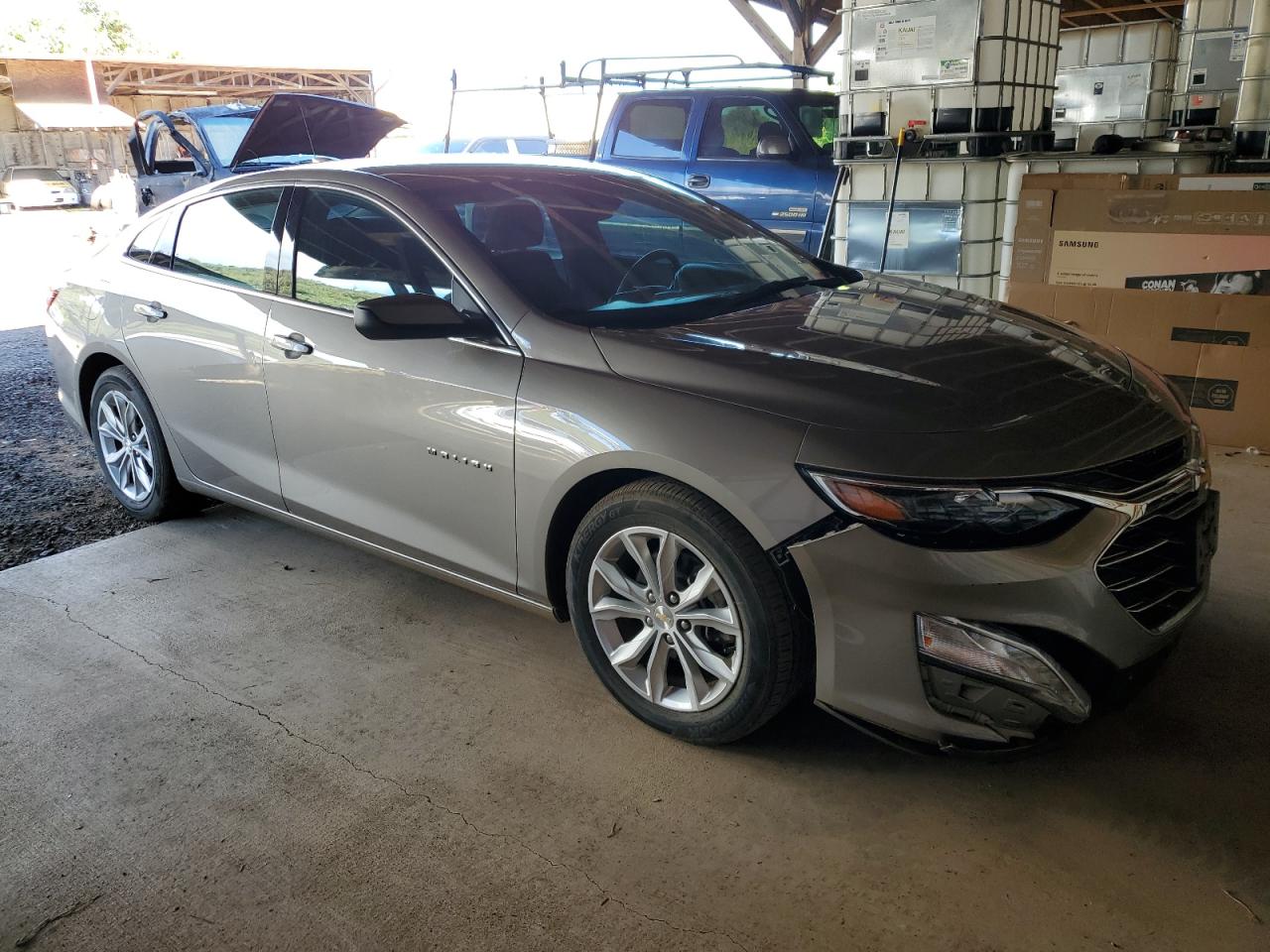 2023 Chevrolet Malibu - Image 4