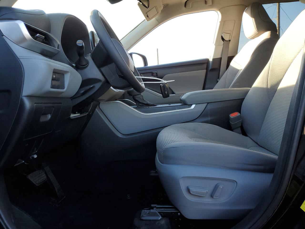 2021 Toyota Highlander - Image 7