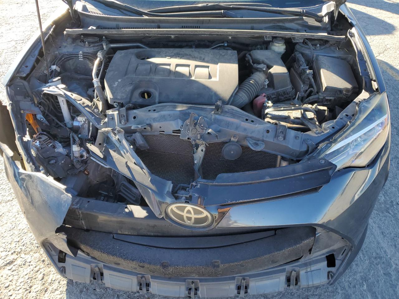 2017 Toyota Corolla - Image 11