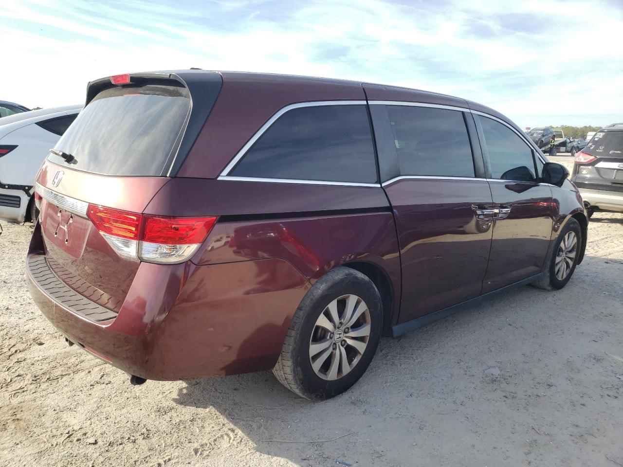2016 Honda Odyssey - Image 3