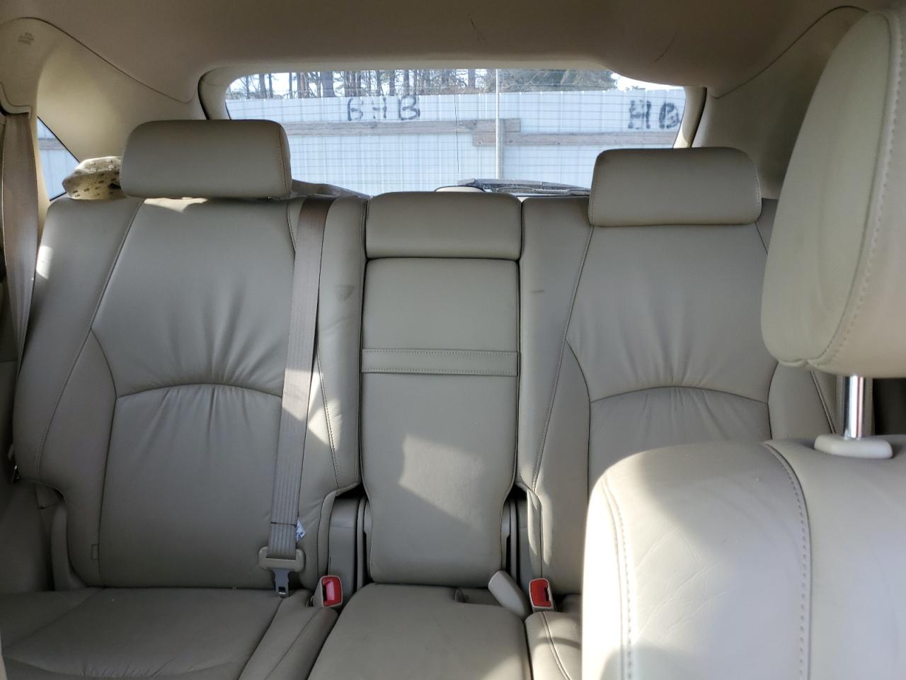 2004 Lexus RX - Image 10