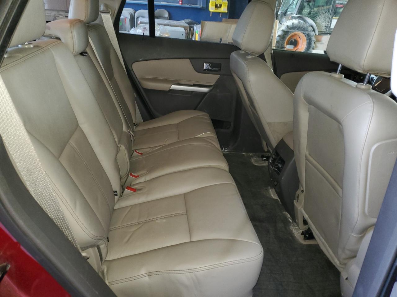 2014 Ford Edge - Image 11