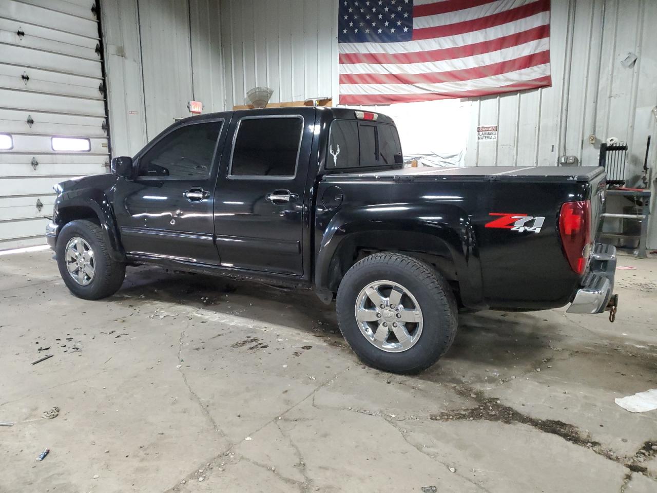 2011 Chevrolet Colorado - Image 2