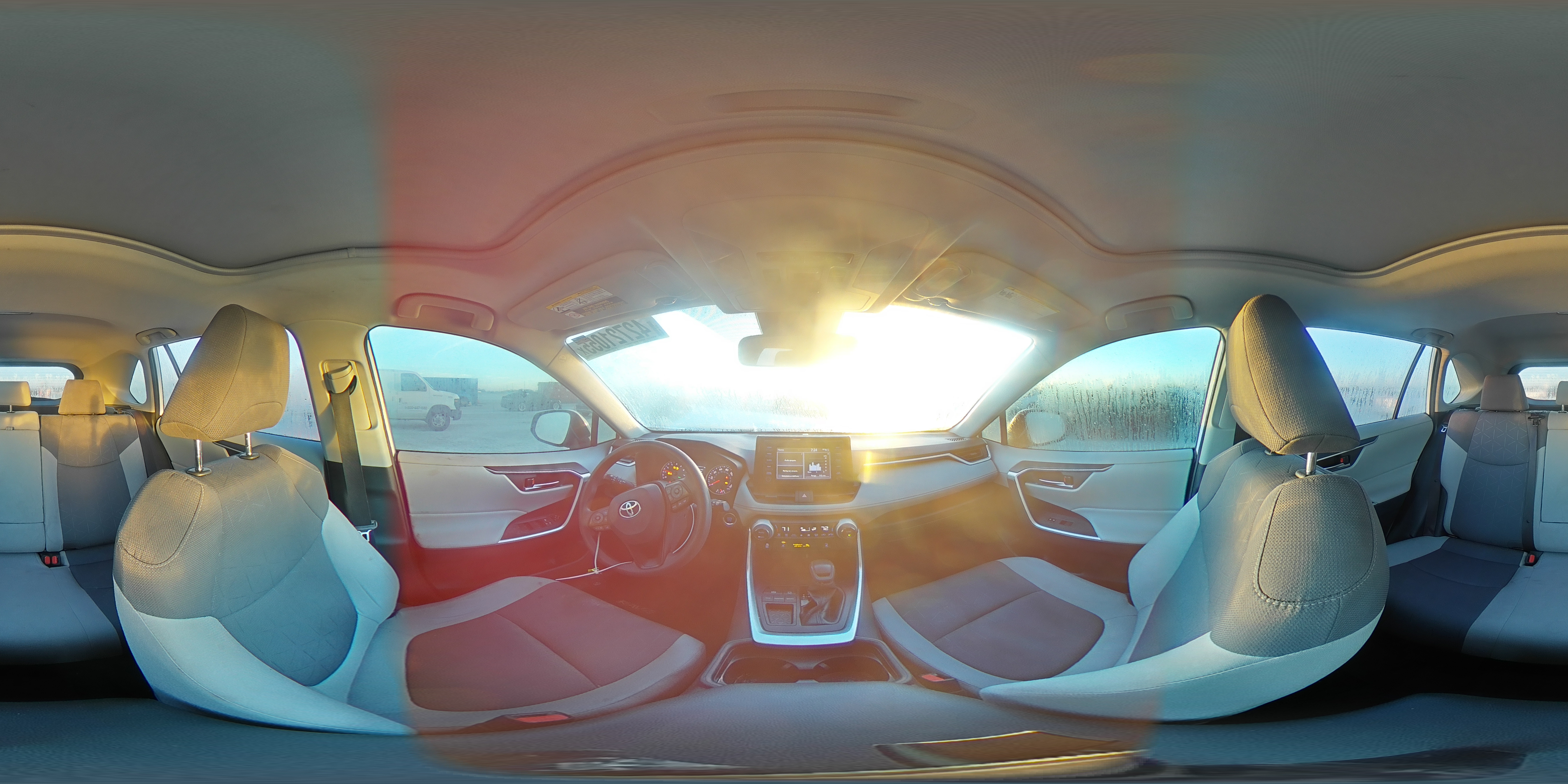 2019 Toyota RAV 4 - Image 13