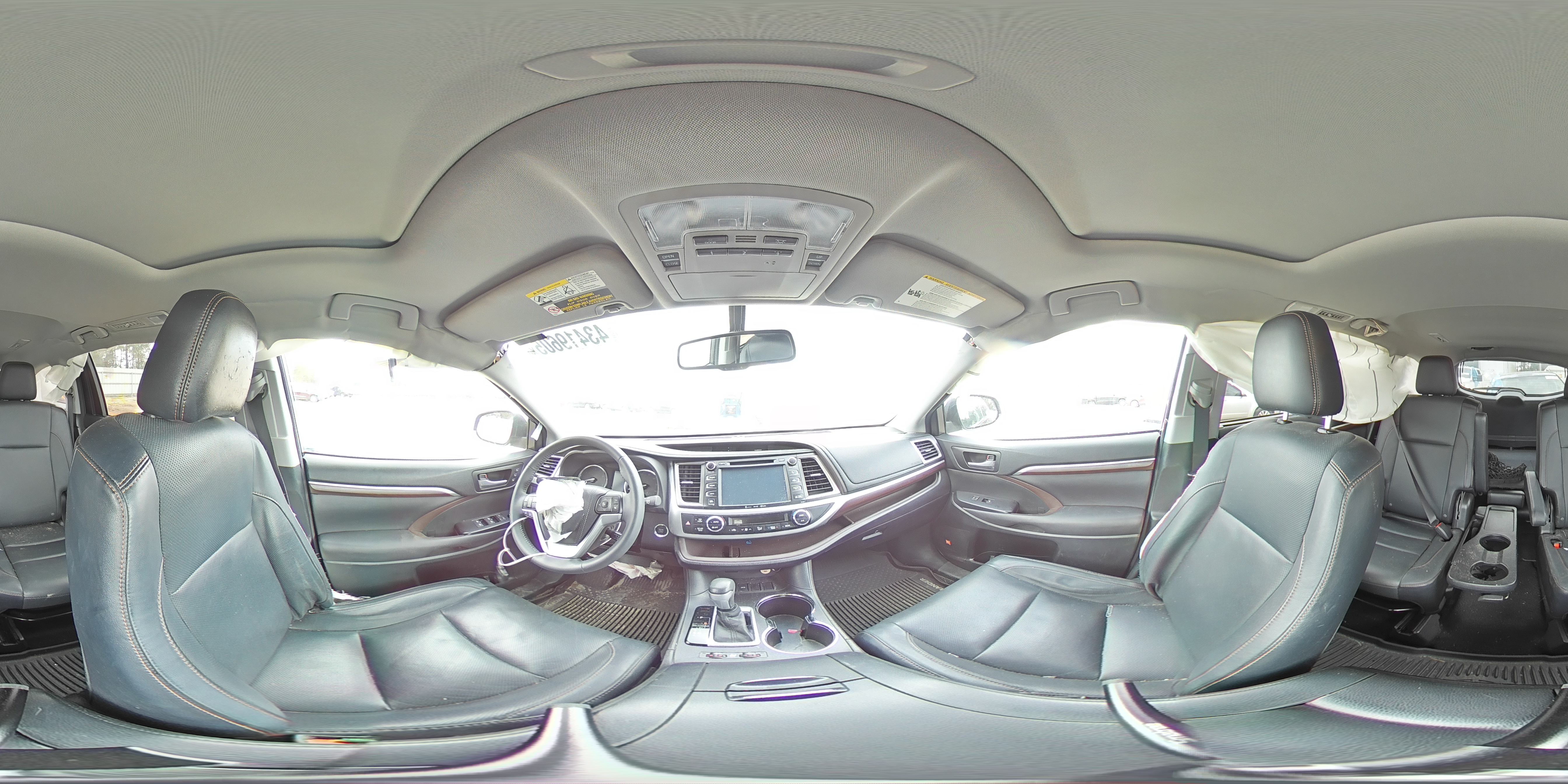 2016 Toyota Highlander - Image 13