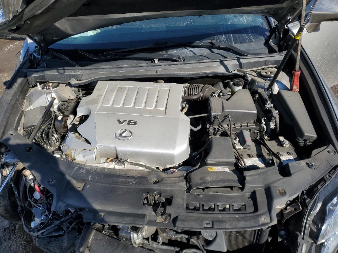 2018 Lexus ES - Image 11