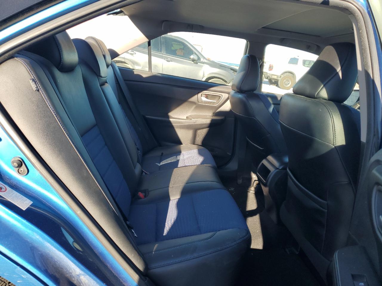 2016 Toyota Camry - Image 11