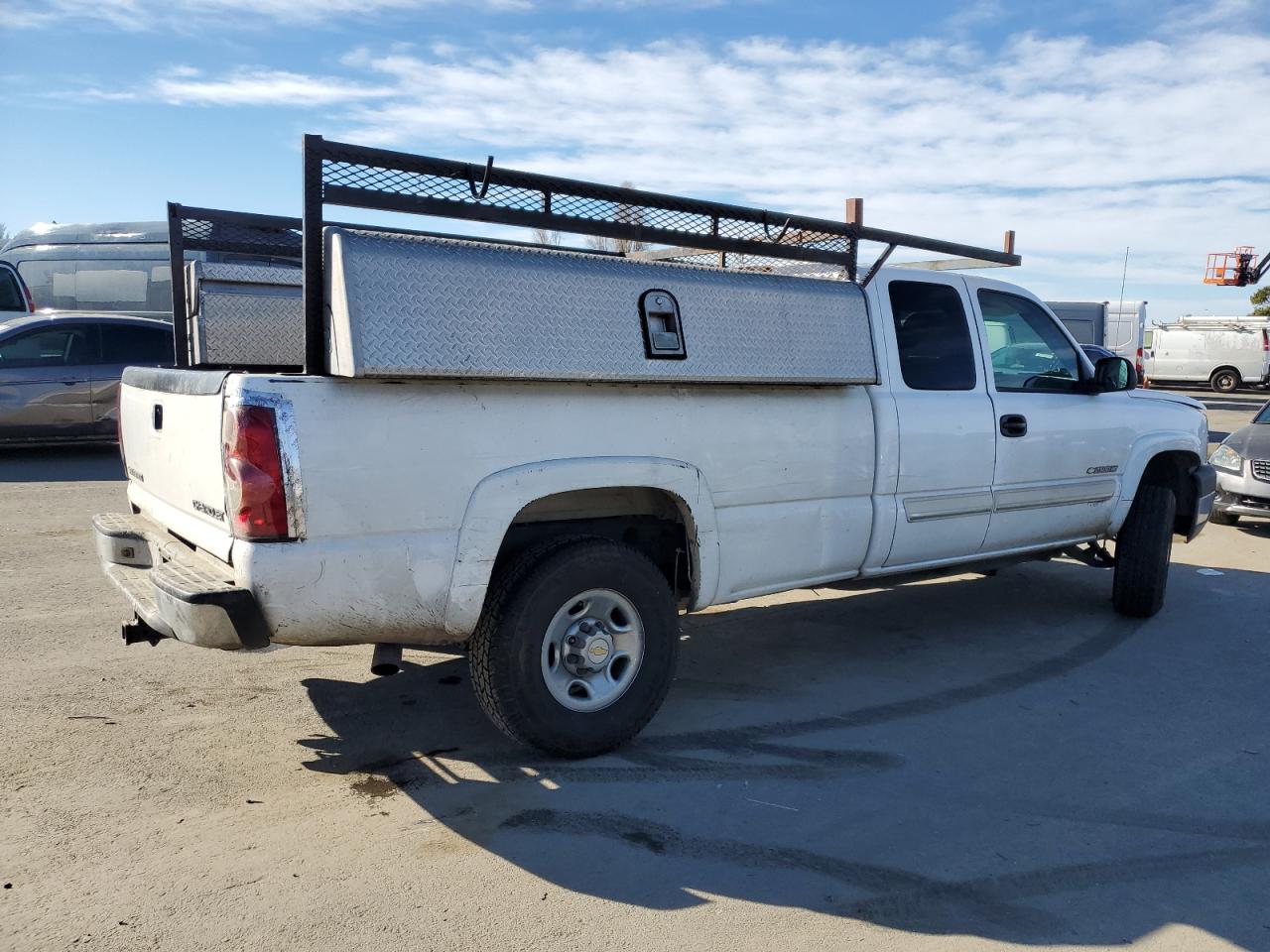 2004 Chevrolet Silverado - Image 3