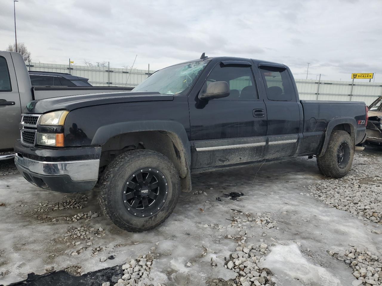 2006 Chevrolet Silverado - Image 1